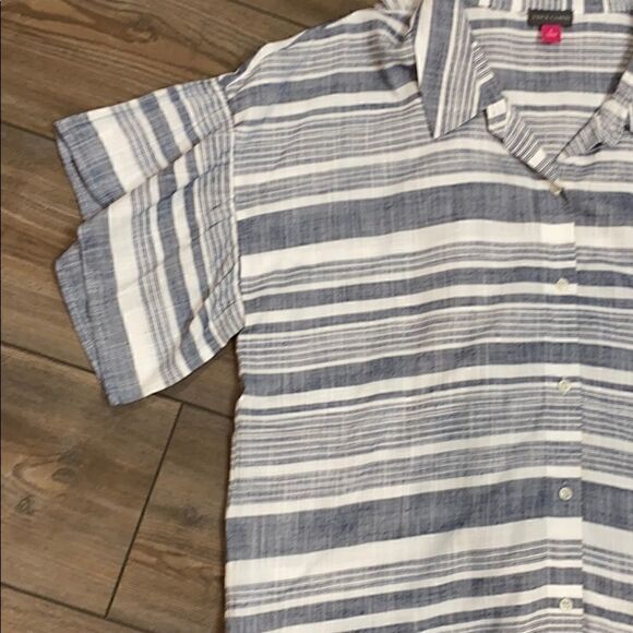 Vince Camuto Striped Flutter Sleeve Blouse L - Picture 4 of 8